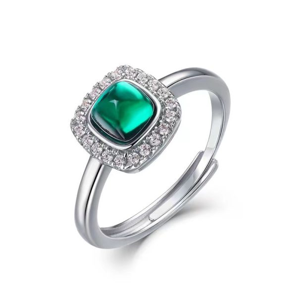 emerald ring