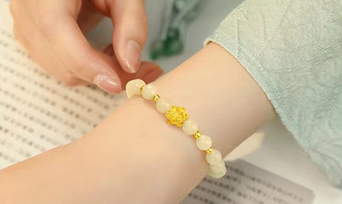 Chinese jade bracelet