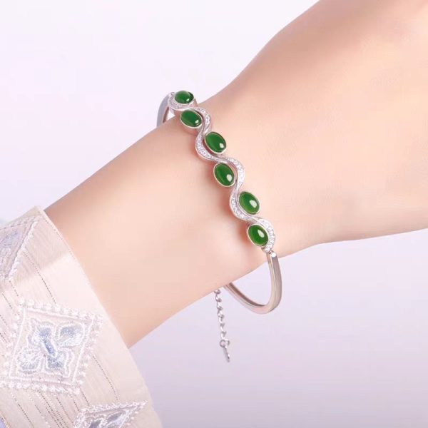 green jade bangle