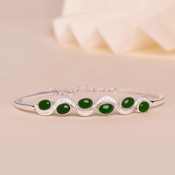 jade bead bangle