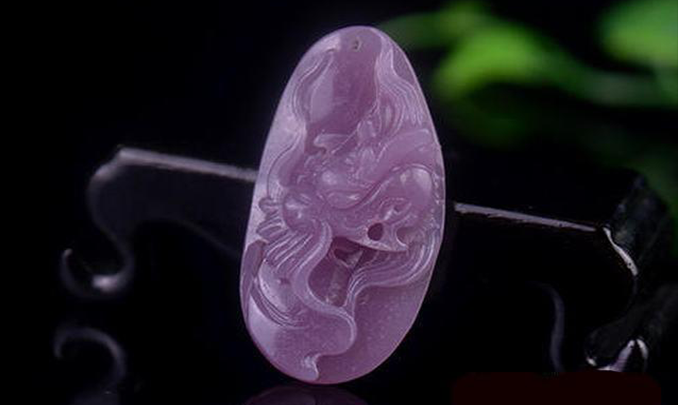 purple jade pendants